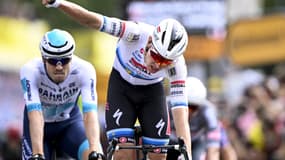 Tim Merlier remporte la 3e étape du Tour de France 2025