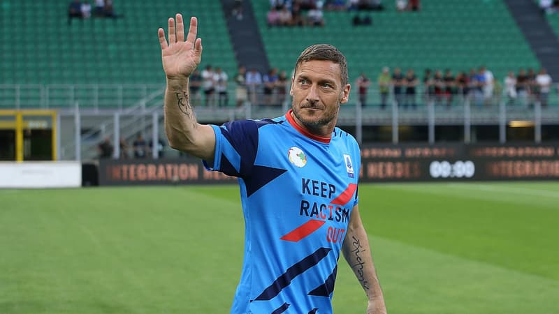 Eto'o, Totti... Les grands noms du football soutiennent la décision de Mbappé
