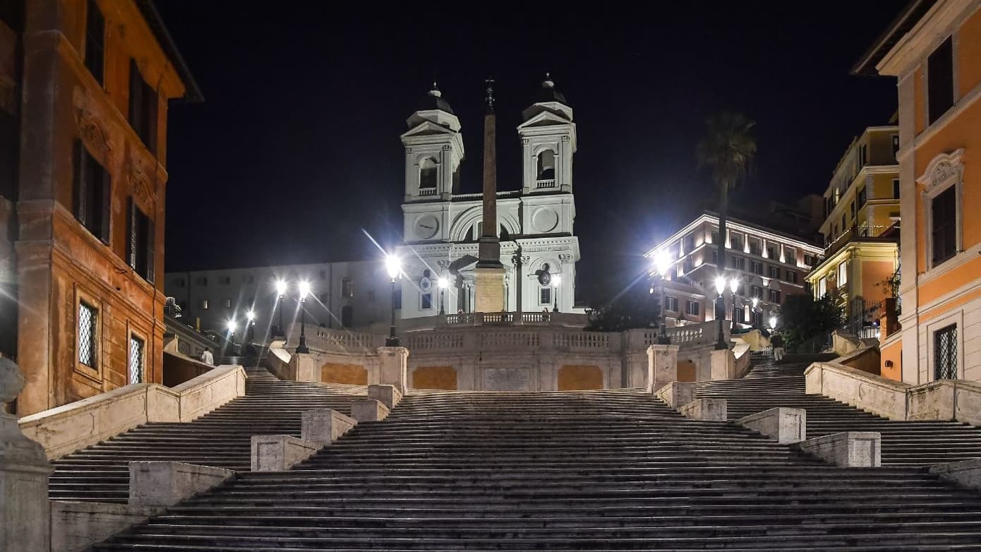 La place d'Espagne déserte, à Rome (Italie), le 11 mars 2020.