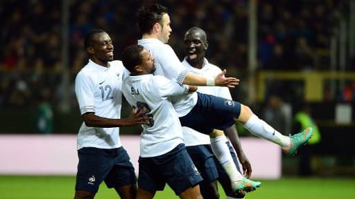Sakho, Matuidi et Evra portent Valbuena en triomphe