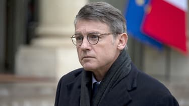 Vincent Peillon dans la cour de l'Elysée, en janvier 2014.