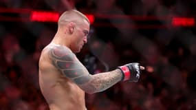 Dustin Poirier lors de son combat contre Benoît Saint Denis à l'UFC 299, le 9 mars 2024 à Miami