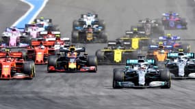 Le départ du Grand Prix de France sur le circuit Paul Ricard au Castellet, le 23 juin 2019.