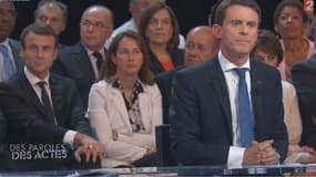 Emmanuel Macron et Manuel Valls sur le plateau de France 2