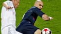 Le défenseur brésilien a quitté ses coéquipiers à l'heure de jeu, expulsé pour une faute puis une marque d'ironie à l'encontre de l'arbitre.