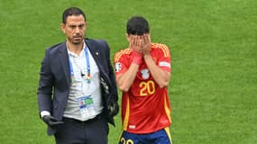 Le milieu de terrain espagnol Pedri sort blessé et en larmes face à l'Allemagne le 5 juillet 2024