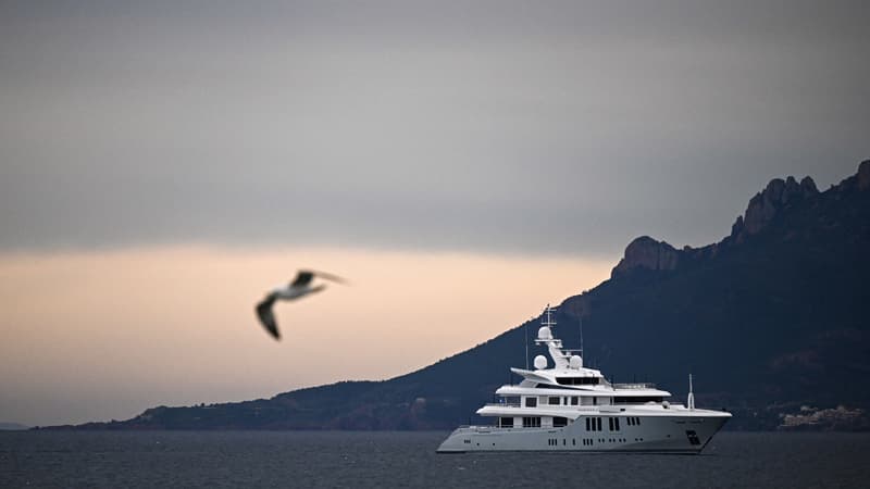 Un yacht à Cannes 