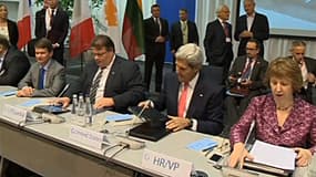 John Kerry, secrétaire d'Etat américain et Catherine Ashton, chef de la diplomatie européenne à Vilnius en Lituanie le 7 septembre 2013.