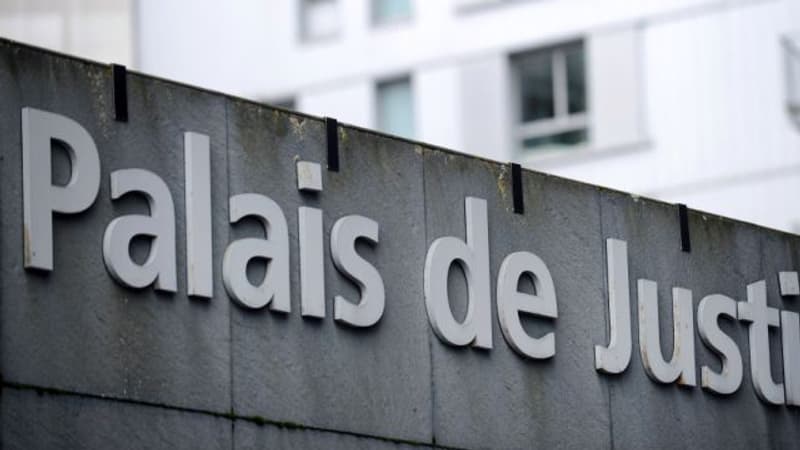 Loire-Atlantique: un fétichiste des pieds condamné après avoir simulé des pannes pour photographier ses victimes