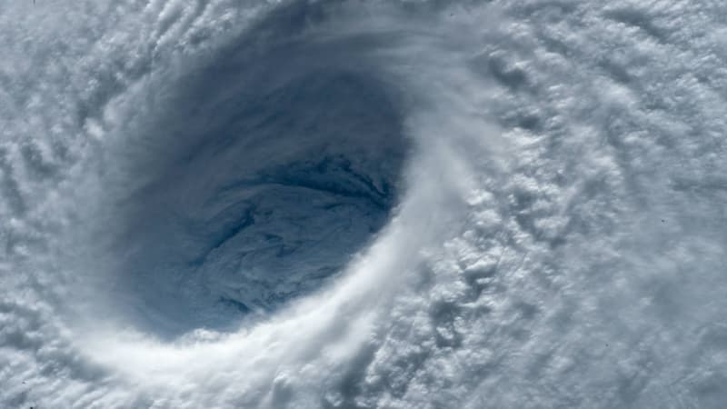 L'oeil du typhon Maysak, le 31 mars 2015.