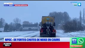 Les déneigeuses sur le pont dans le Nord.