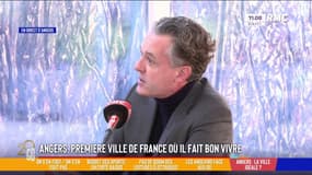 "Faire de la politique, c'est aussi gérer le territoire", rappelle Christophe Béchu, maire d'Angers