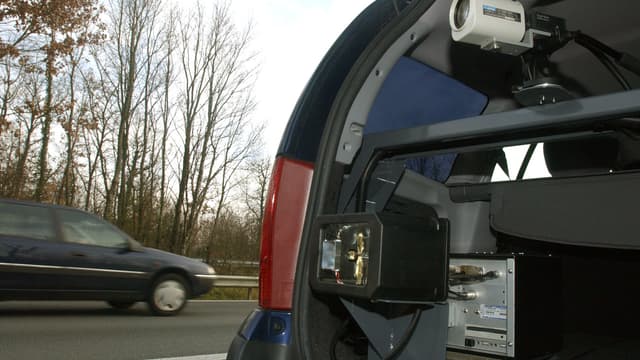 Redoutablement efficaces, les radars mobiles embarqués sont peu utilisés aujourd'hui, faute de moyens humains.