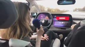 Une utilisation sans les mains du concept de Renault passé en mode autonome