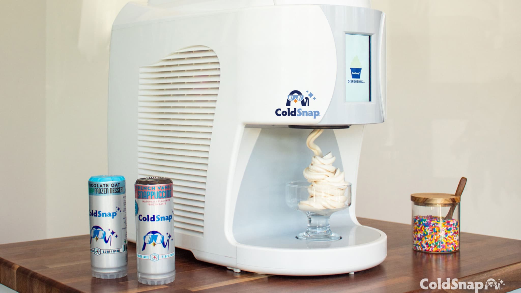 La machine Coldsnap permet de réaliser des desserts et des boissons glacés. La machine Coldsnap permet de réaliser des desserts et des boissons glacés.