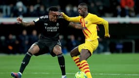 Ousmane Dembélé dribble Eder Militao
