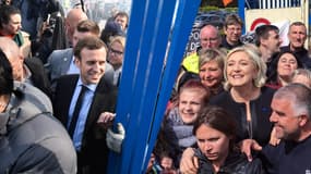 Emmanuel Macron (gauche) et Marine Le Pen (droite) à l'usine Whirlpool d'Amiens en avril 2017 
(image d'illustration)