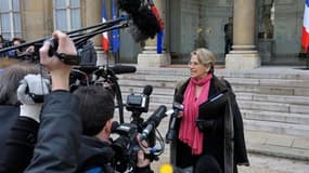 Michèle Alliot-Marie annonce le dépôt par la France et la Grande-Bretagne, devant le Conseil de sécurité des Nations-Unies, un projet de résolution prévoyant un train de sanctions contre la Libye/ Photo d'archive