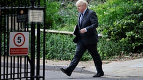 Le Premier ministre britannique Boris Johnson le 14 juin 2021 retournant à Downing Street après son intervention sur la pandémie