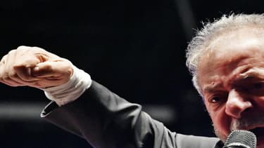 L'ancien président brésilien, Lula, a été inculpé pour corruption et blanchiment d'argent ce vendredi 26 août.