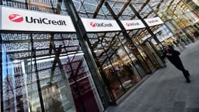 UniCredit perdait plus de 4% en Bourse ce lundi