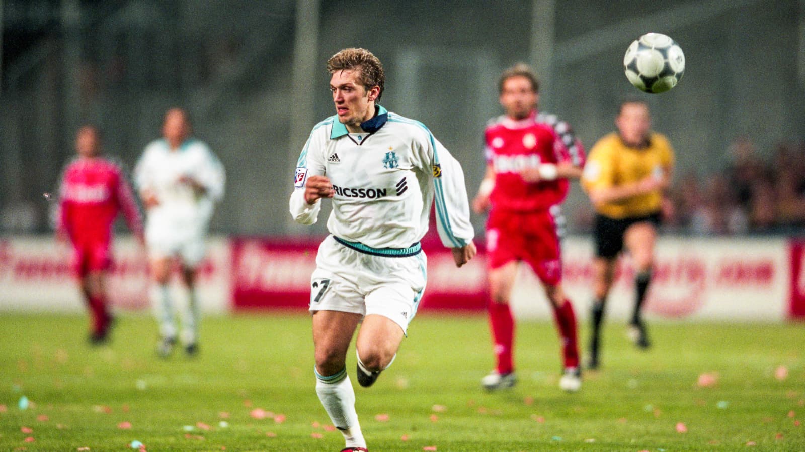 Jacques Abardonado lors du match OM-Monaco en Ligue 1, le 07/04/2000 Jacques Abardonado lors du match OM-Monaco en Ligue 1, le 07/04/2000