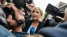 Marine Le Pen, interrogée par les journalistes ce 8 septembre