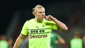 Erling Haaland célèbre un but avec le Borussia Dortmund, le 18 janvier 2021