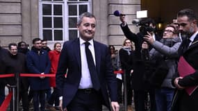 Le nouveau ministre français de la Justice, Gérald Darmanin, lors de la cérémonie de passation de pouvoir avec son prédécesseur au ministère de la Justice à Paris, le 24 décembre 2024.