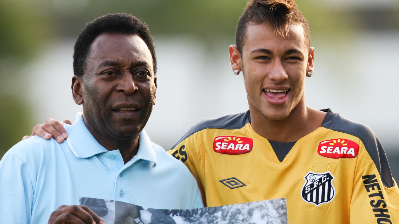 Neymars Abwesenheit ist in Brasilien Stadtgespräch