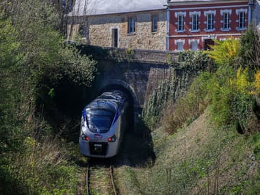 Un train sur la ligne TER menant à Fécamp, en Normandie (photo d'illustration). 