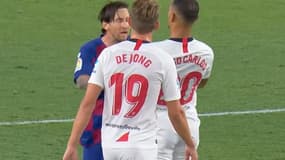Lionel Messi furieux face à Diego Carlos