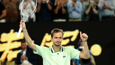 Daniil Medvedev après sa victoire en demi-finale de l'Open d'Australie face à Stefanos Tsitsipas, le 28 janvier 2022 à Melbourne.