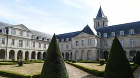 L'abbaye aux Dames, le siège du conseil régional de Normandie, à Caen, dans l'ouest de la France, ici prise en photo le 21 juillet 2019