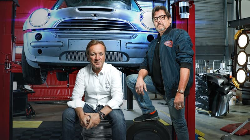 Olivier de Stefano et Nicolas Guenneteau dans "Top Mecanic" sur RMC Découverte.