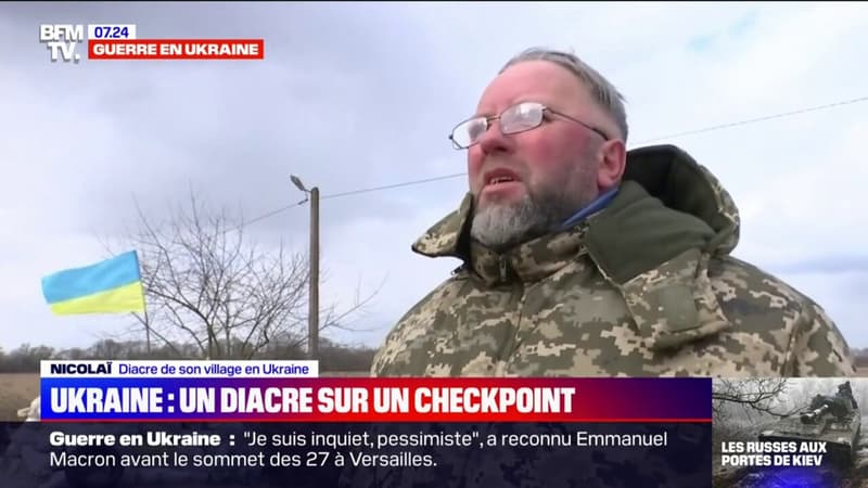 Guerre en Ukraine: sur la route de Lviv, un diacre gère un point de passage