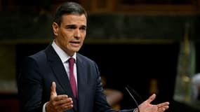 Le Premier ministre espagnol Pedro Sanchez lors de son discours d'investiture au Parlement à Madrid (Espagne) le 15 novembre 2023.