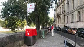 L'Uritrottoir de l'île Saint-Louis fait polémique.
