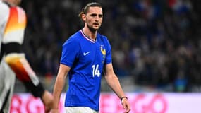 Le milieu de terrain des Bleus Adrien Rabiot a livré une prestation insuffisante contre l'Allemagne à Lyon, le samedi 23 mars 2024.