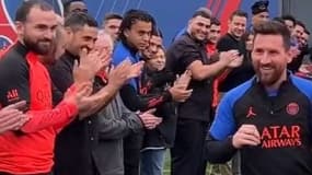 Ethan Mbappé lors de la haie d'honneur réservée à Lionel Messi pour son retour avec le PSG, le 4 janvier 2023.