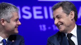 Laurent Wauquiez et Nicolas Sarkozy lors d'un conseil national du parti Les Républicains, en février 2016