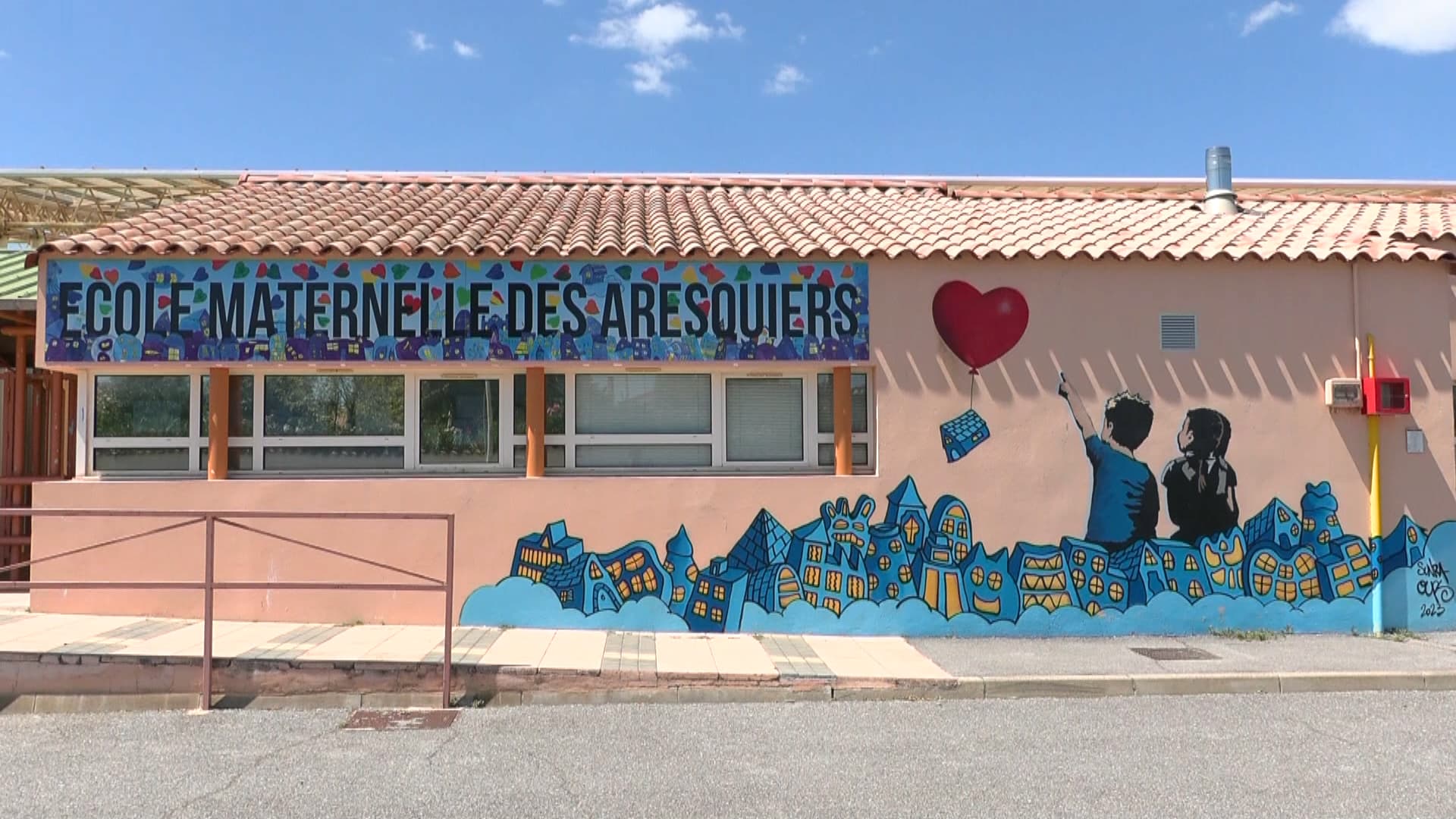 POURQUOI L'ATSEM SOUPÇONNÉE DE VIOLS SUR DES ENFANTS DANS L'HÉRAULT A ÉTÉ REMISE EN LIBERTÉ SOUS CONTRÔLE JUDICIAIRE