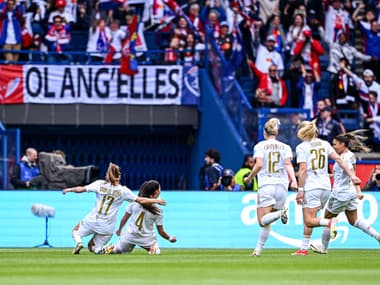 La joie des joueuses de l'OL en demi-finale retour de Ligue des champions féminine, 28 avril 2024