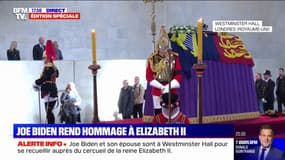 Joe Biden se recueille devant le cercueil d'Elizabeth II 