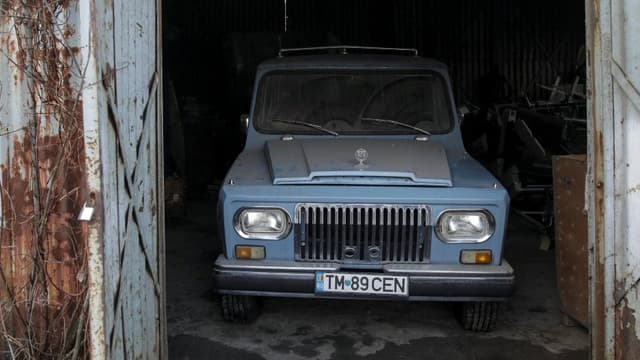 Un véhicule 4X4 fabriqué en Roumanie et ayant appartenu à Nicolae Ceausescu a été vendu aux enchères vendredi pour 40.000 euros, 30 ans après la chute de l'ancien dictateur communiste, a annoncé l'administration fiscale, sans dévoiler le nom de l'acquéreur.
