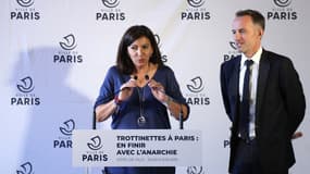 Anne Hidalgo et Emmanuel Grégoire, en juin 2019 lors d'une conférence de presse consacrée à la question des trottinettes à Paris