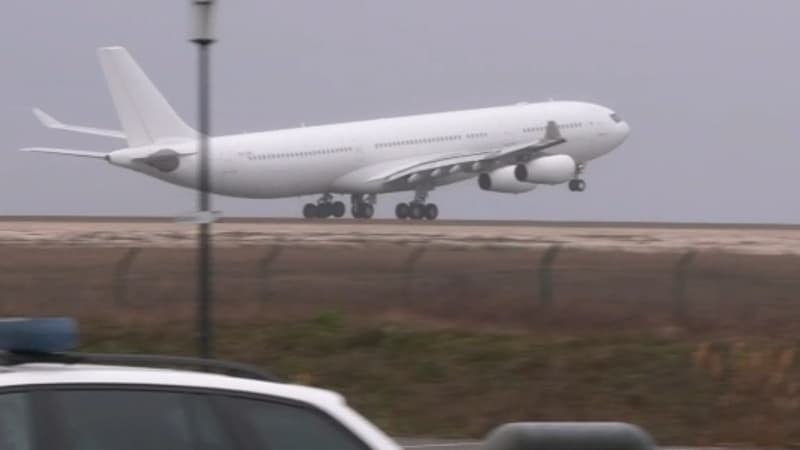 L'A340 de la compagnie aérienne roumaine Legend Airlines est parti de l'aéroport de Châlons-Vatry (Marne) ce lundi 25 décembre