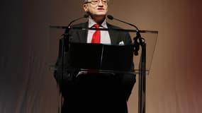 Paul-Marie Coûteaux, ex-FN et ex-SIEL, soutient François Fillon.