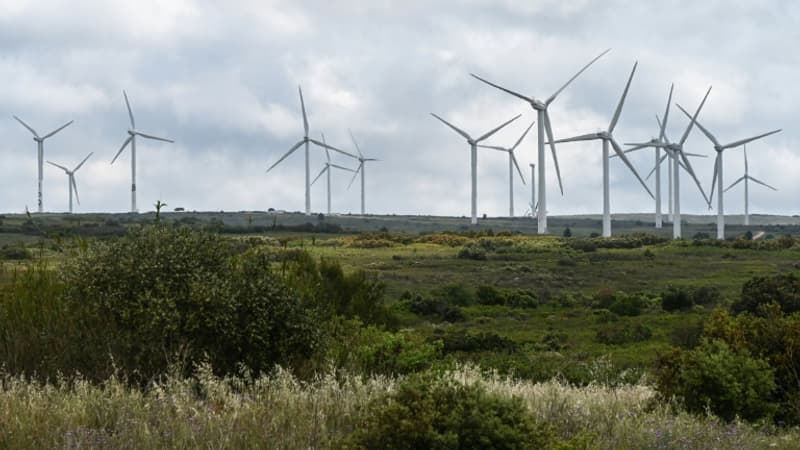 Hérault: le démontage de sept éoliennes ordonné par la justice