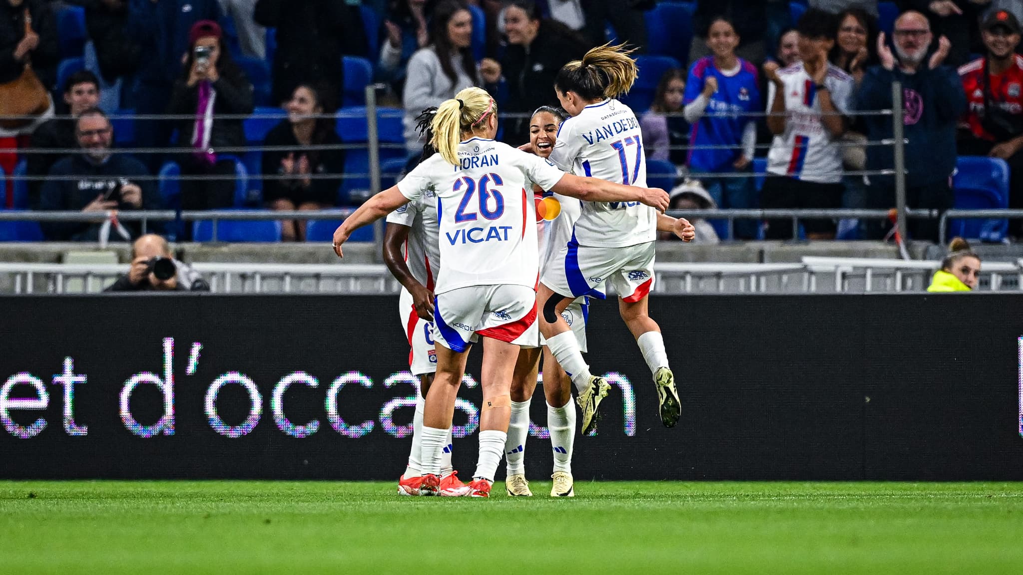 les Lyonnaises championnes de France pour la 17e fois de leur histoire thumbnail